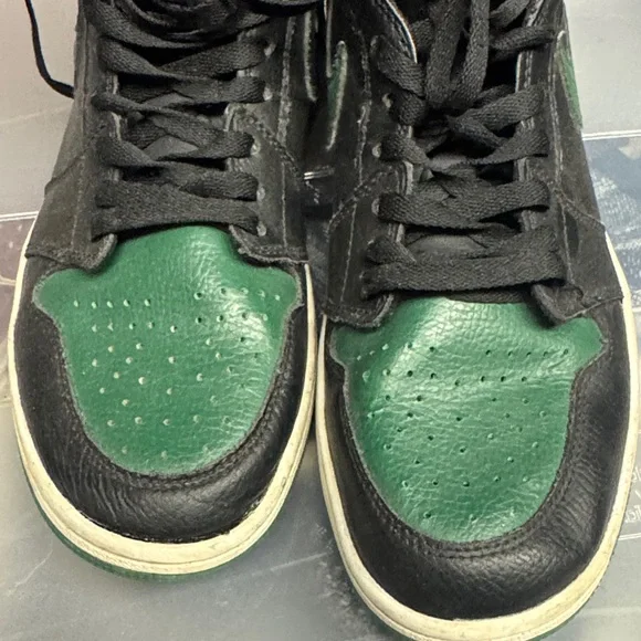 NIke air Jordan 1 high pine green - Picture 3 of 12
